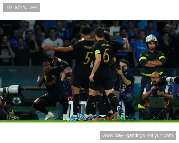 维尼修斯单刀冷静推射得手,皇马攻势持续如火 维尼修斯单刀冷静推射得手,皇马攻势持续如火