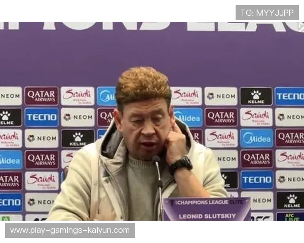 申花队战术受挫,无法破敌广岛三箭 申花队战术受挫,无法破敌广岛三箭