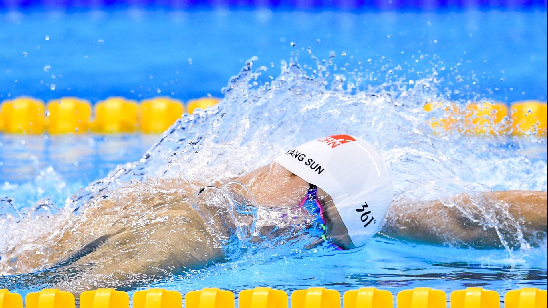 世界沙滩排球赛事精彩扣杀频频出现，世界女子沙滩排球比赛视频